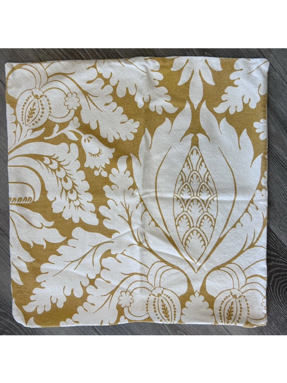 Pottery Barn Damask Mustard yellow cotton Floral pillow cover 24"x 24" Zippered